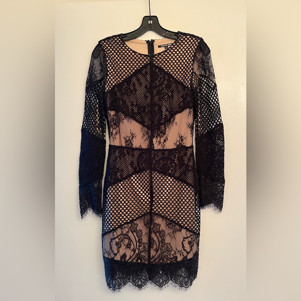 Gianni Bini Black and Nude Lace Dress size 2